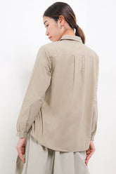 Cardinal Kemeja Loose Fit Wanita G1281J06Z